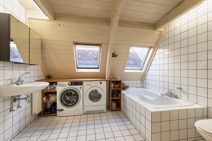 Photo 34 of Patersstraat 44