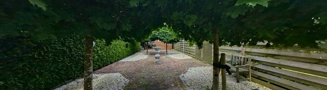 Bekijk 360° foto van Achtertuin van Berg en Dalseweg 41