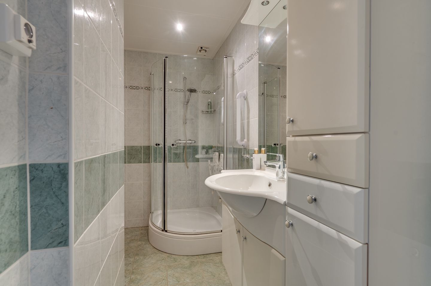 Photo 25 of Prins Willemstraat 3-A