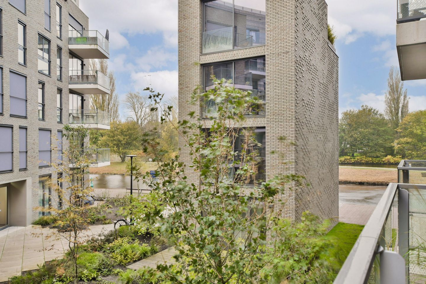 Foto 1 van Nieuwevaartweg 5