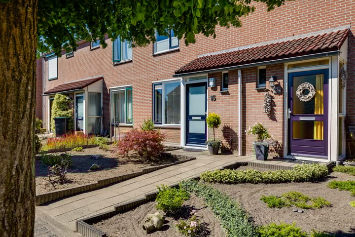 Foto 5 van Julianastraat 15