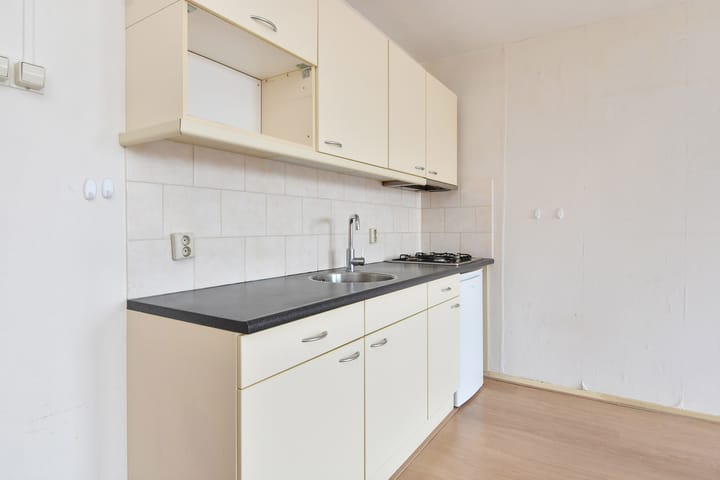 Foto 13 van 2e Messstraat 44