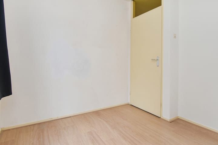 Foto 16 van 2e Messstraat 44