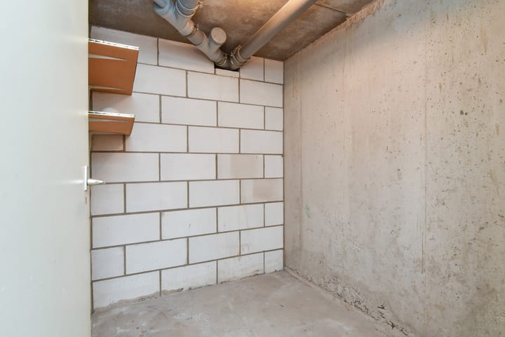 Foto 19 van 2e Messstraat 44