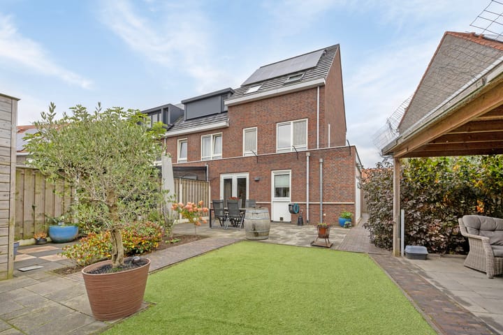 Foto 38 van Pablo Nerudastraat 16