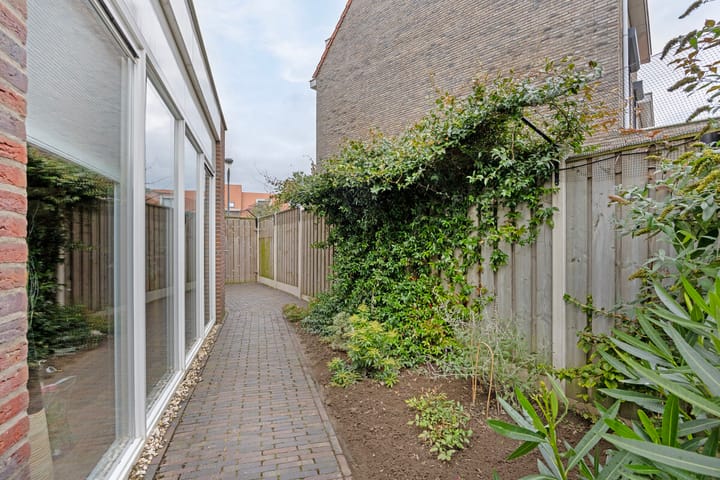 Foto 46 van Pablo Nerudastraat 16