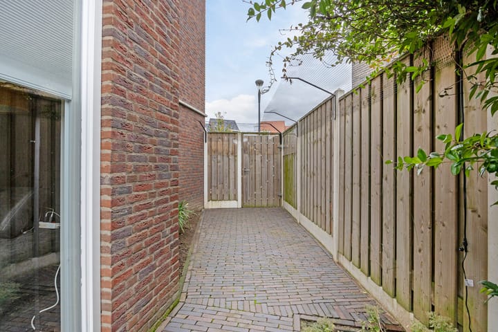 Foto 47 van Pablo Nerudastraat 16