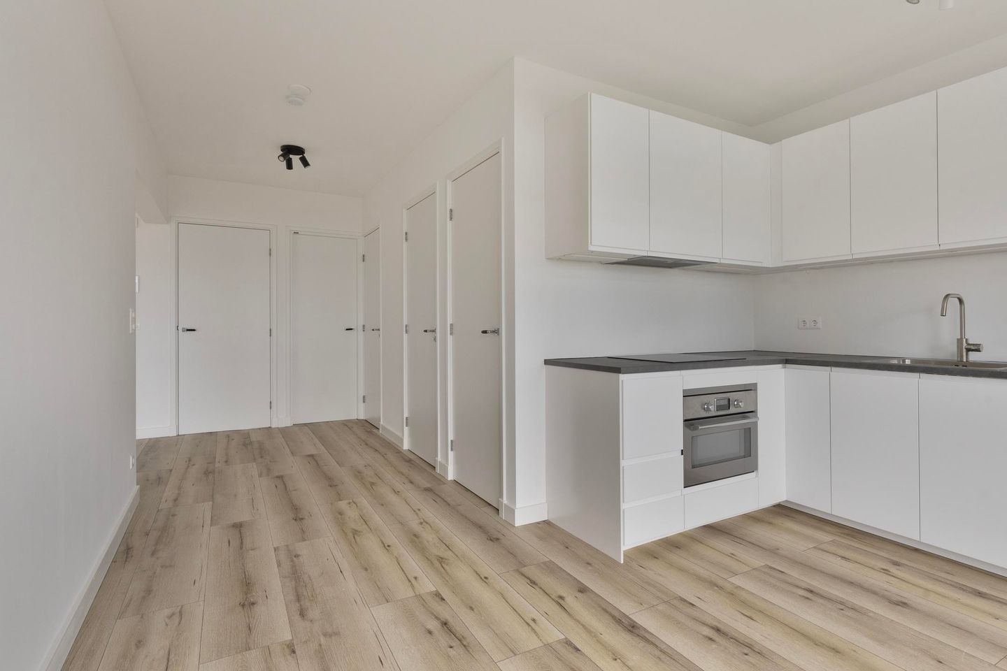 Foto 20 van Schouwenselaan 117