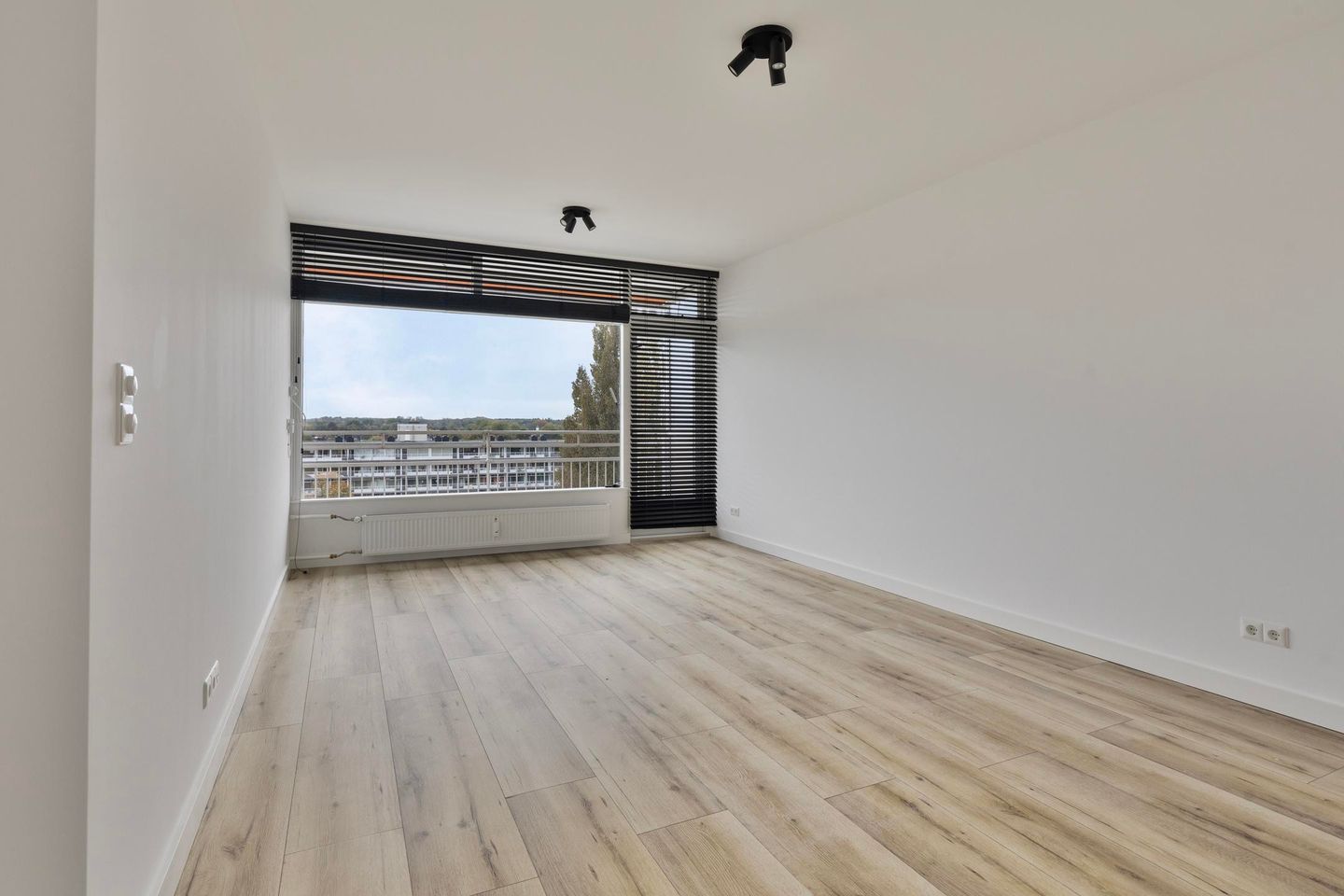 Foto 14 van Schouwenselaan 117