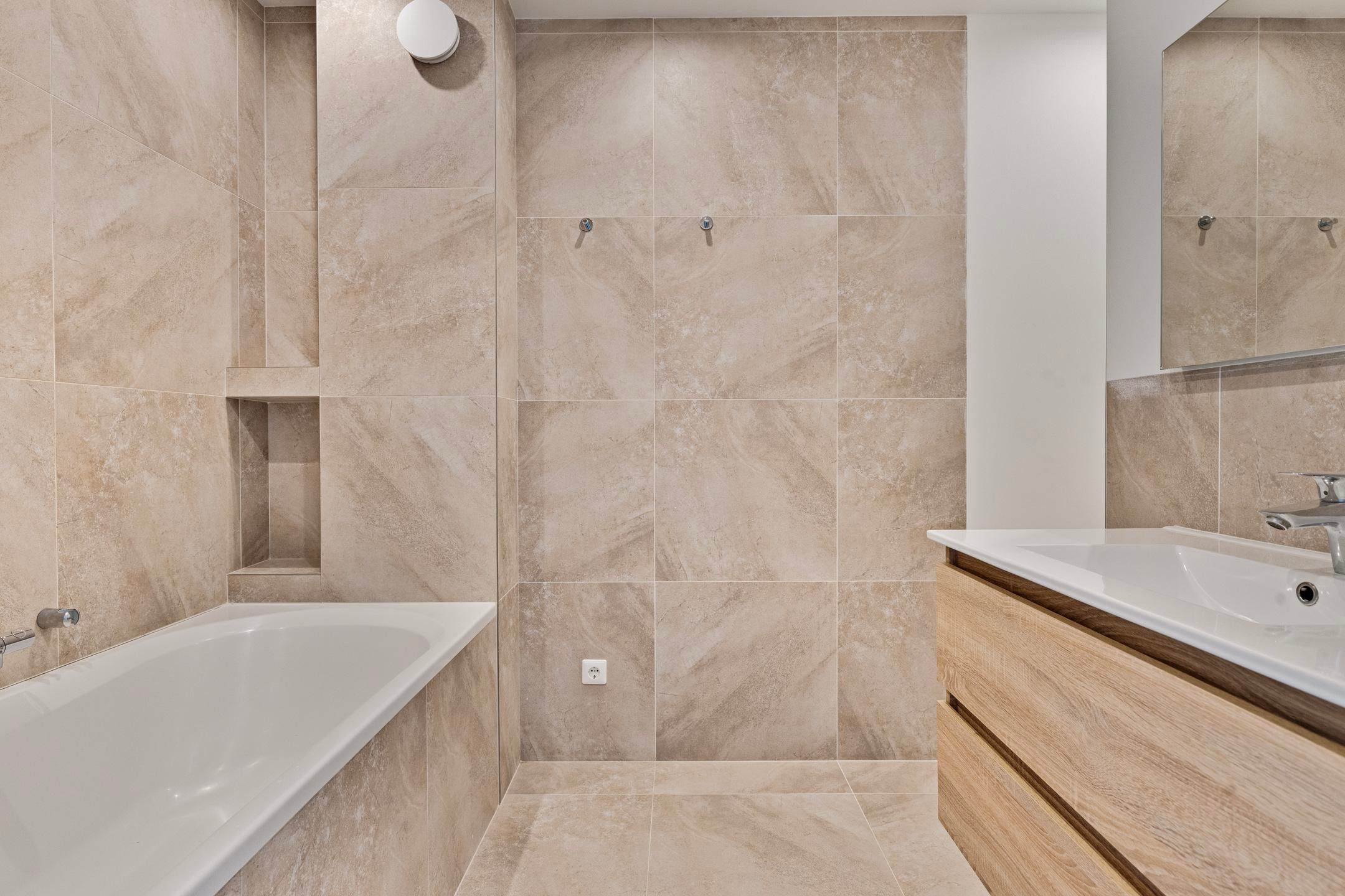 Foto 27 van Schouwenselaan 117