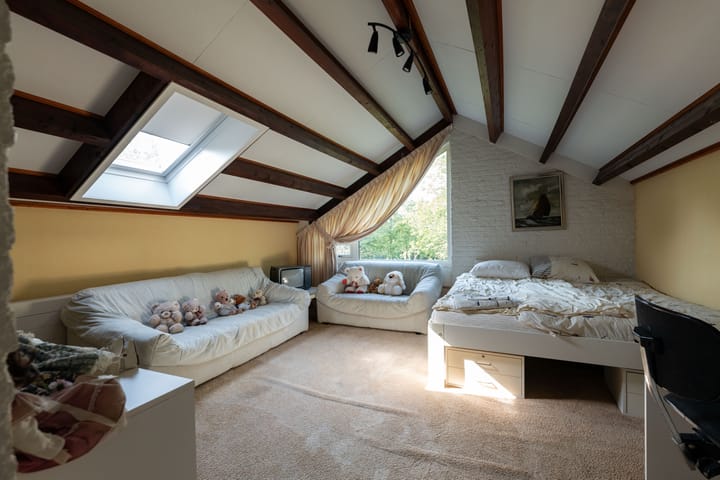 Photo 35 of Bastion 7