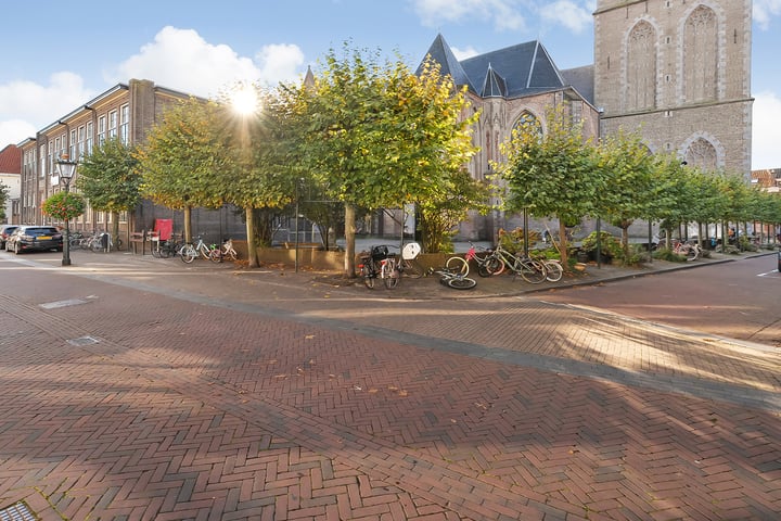 View photo 32 of Oudestraat 246