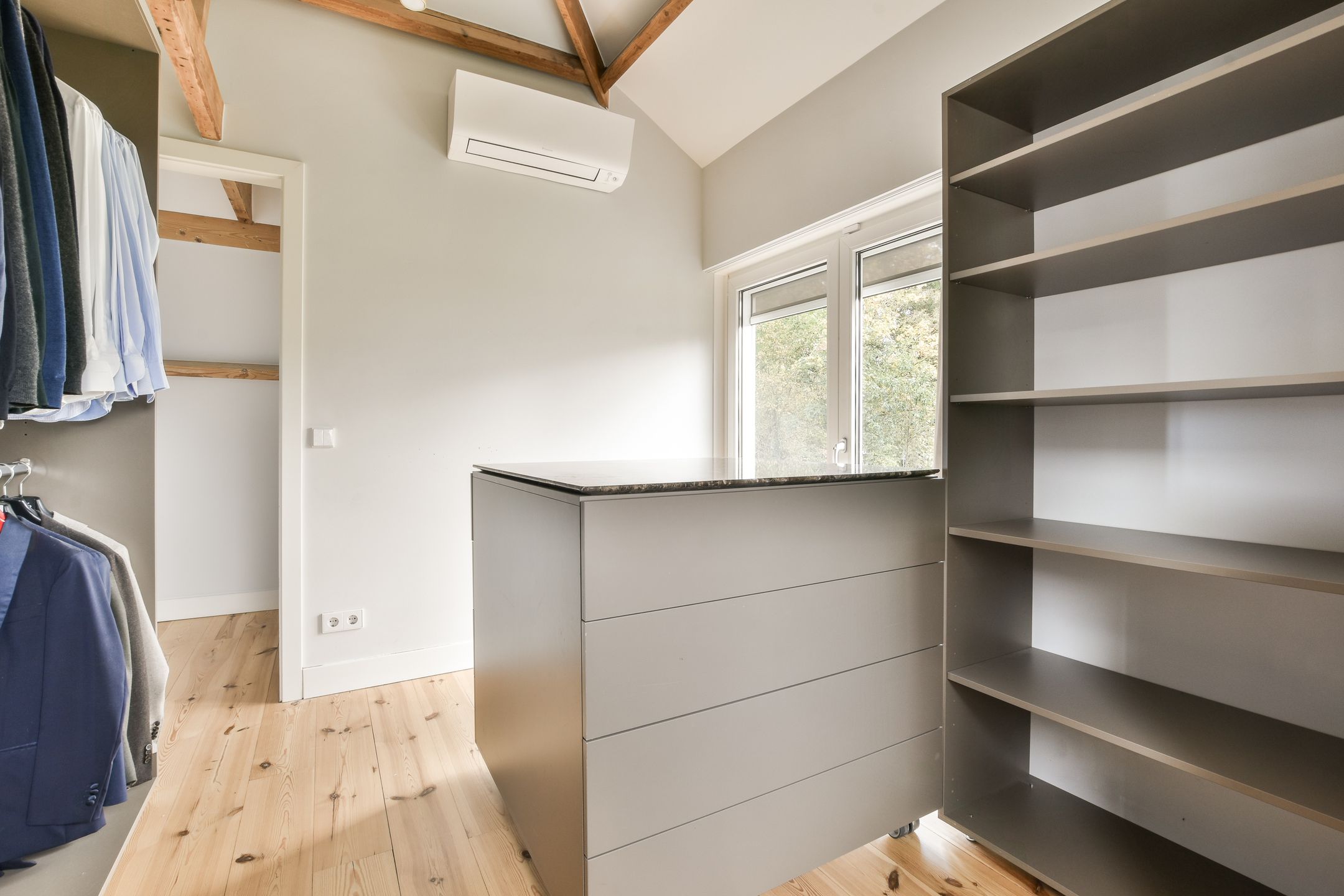 Foto 24 van Rijksstraatweg 95