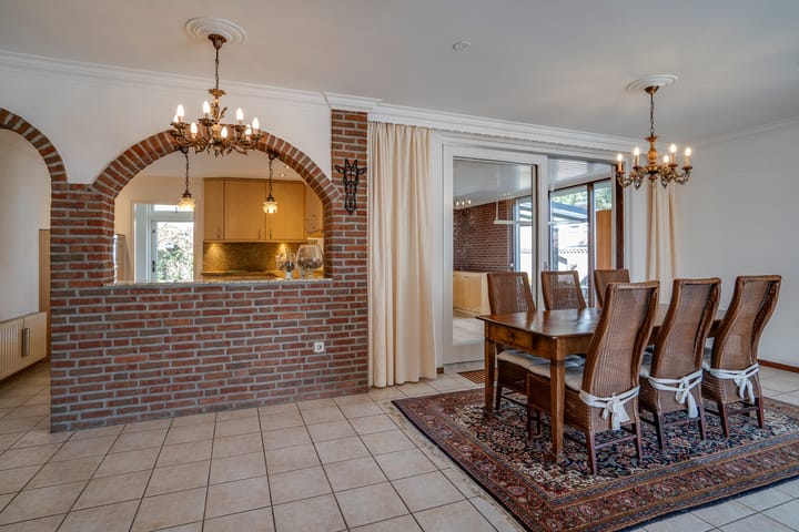 Foto 9 van Gouverneur Houbenstraat 40