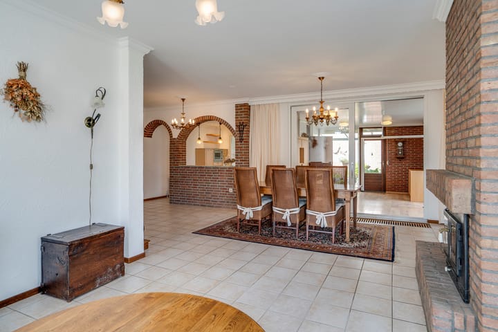 Foto 15 van Gouverneur Houbenstraat 40