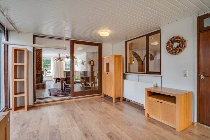 Foto 24 van Gouverneur Houbenstraat 40