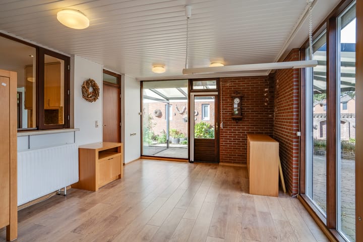 Foto 23 van Gouverneur Houbenstraat 40