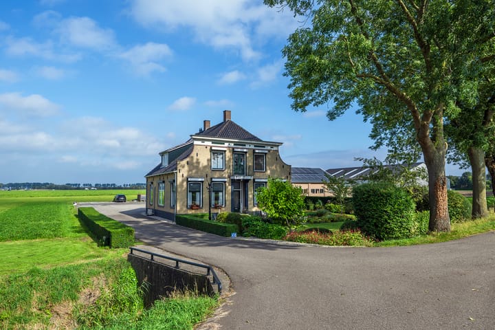 Photo 3 of Dorpsstraat 2