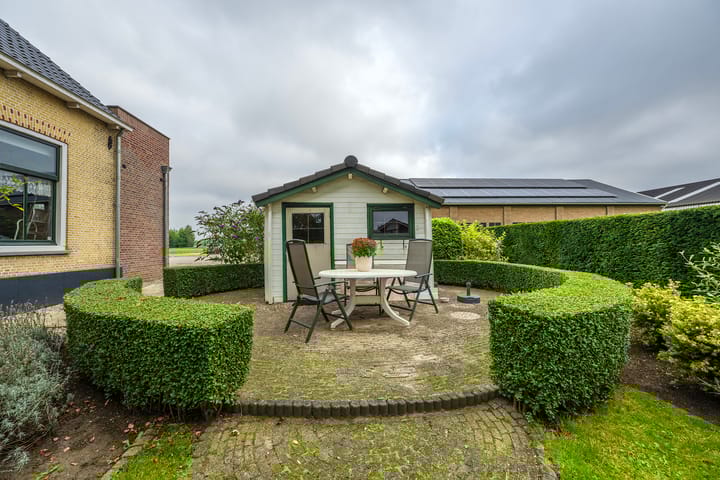 Photo 6 of Dorpsstraat 2