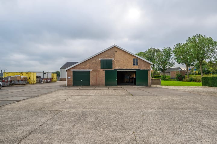 Photo 49 of Dorpsstraat 2