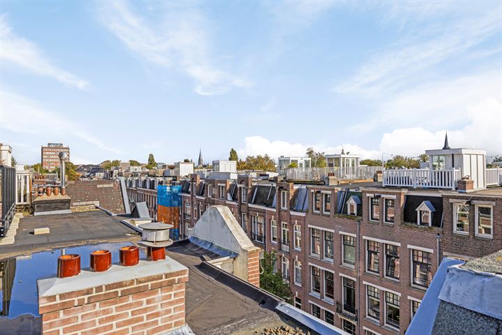 Bekijk foto 36 van Brederodestraat 62-1