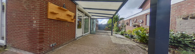 View 360° photo of Achteruin of Gouverneur Houbenstraat 40