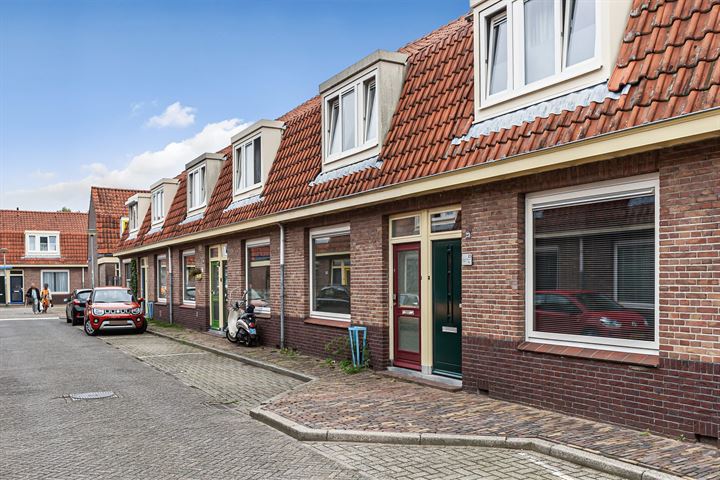 View photo 26 of Papaverstraat 25