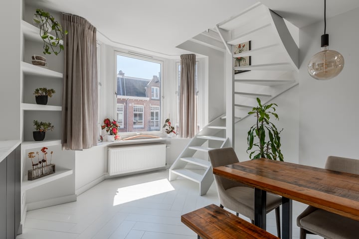 View photo 27 of Eerste Helmersstraat 202-3