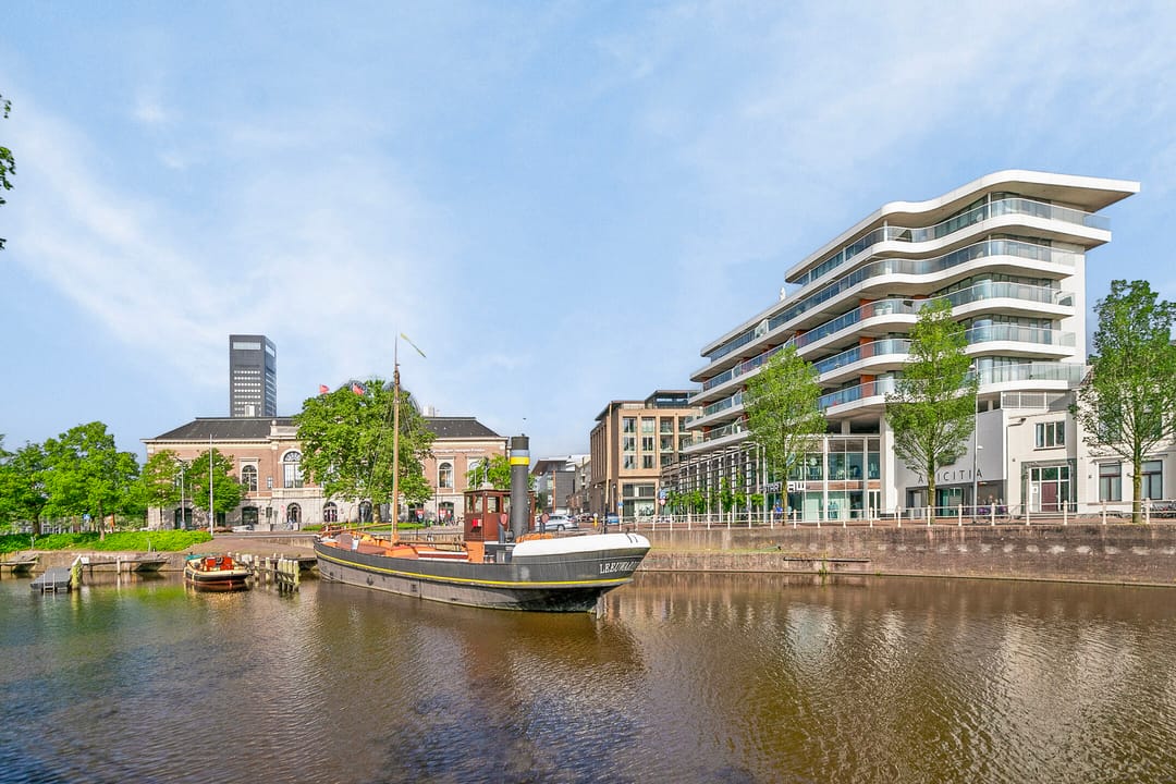 Photo 7 of Nieuweweg 1-F