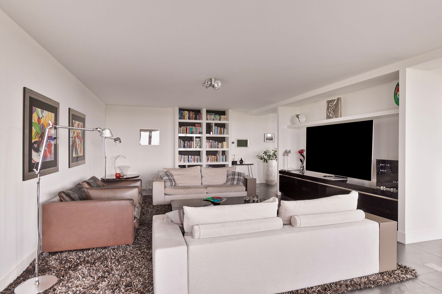 Photo 19 of Nieuweweg 1-F