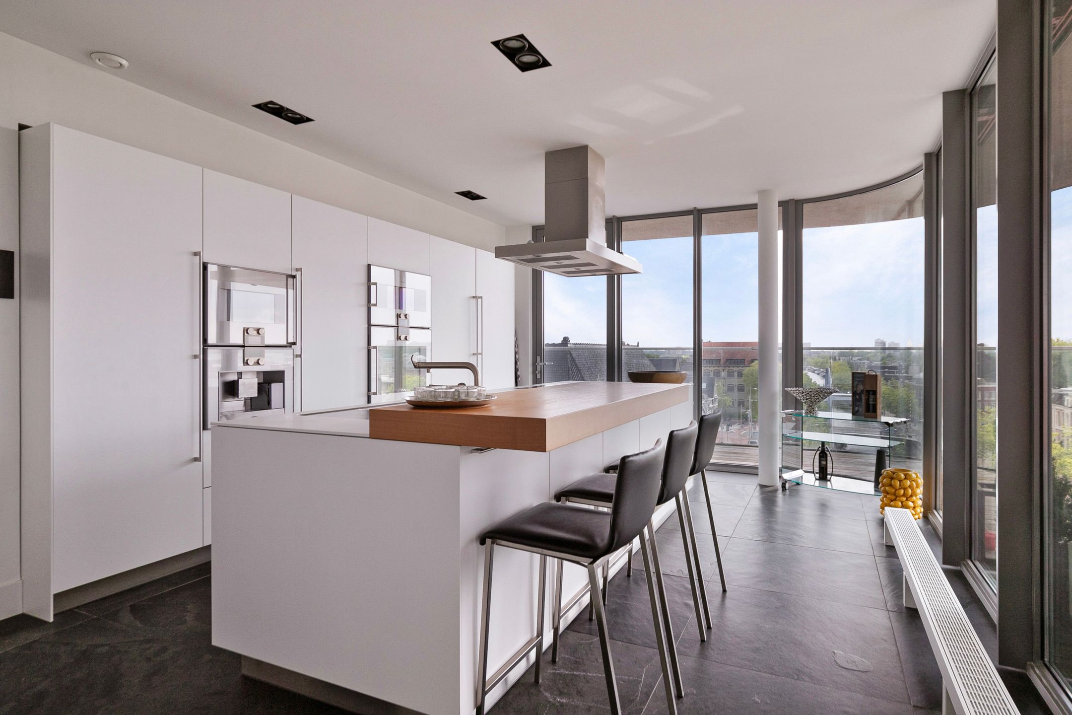 Photo 24 of Nieuweweg 1-F