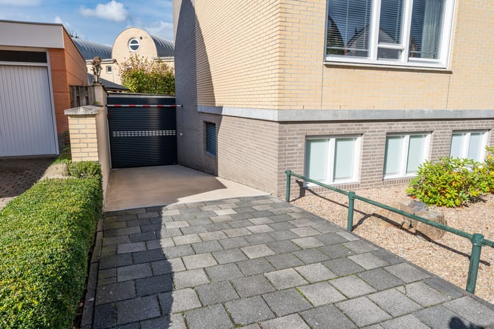 Foto 34 van Emile Zolaplein 4