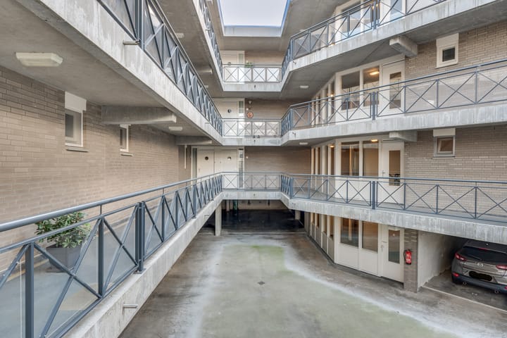 Foto 35 van Emile Zolaplein 4