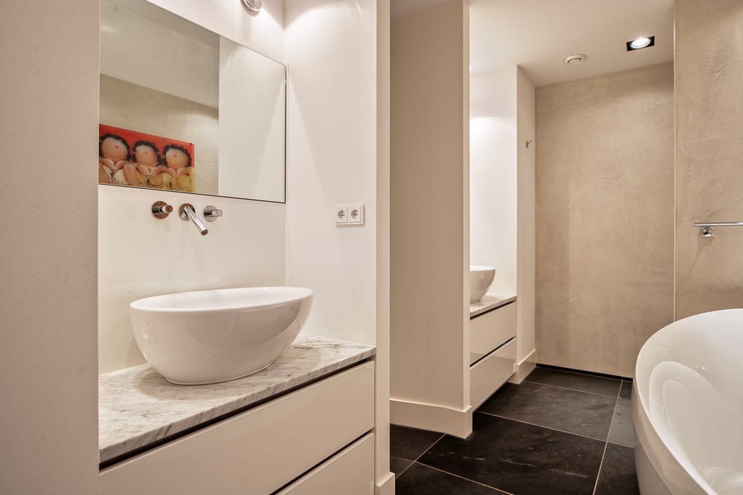 Photo 32 of Nieuweweg 1-F