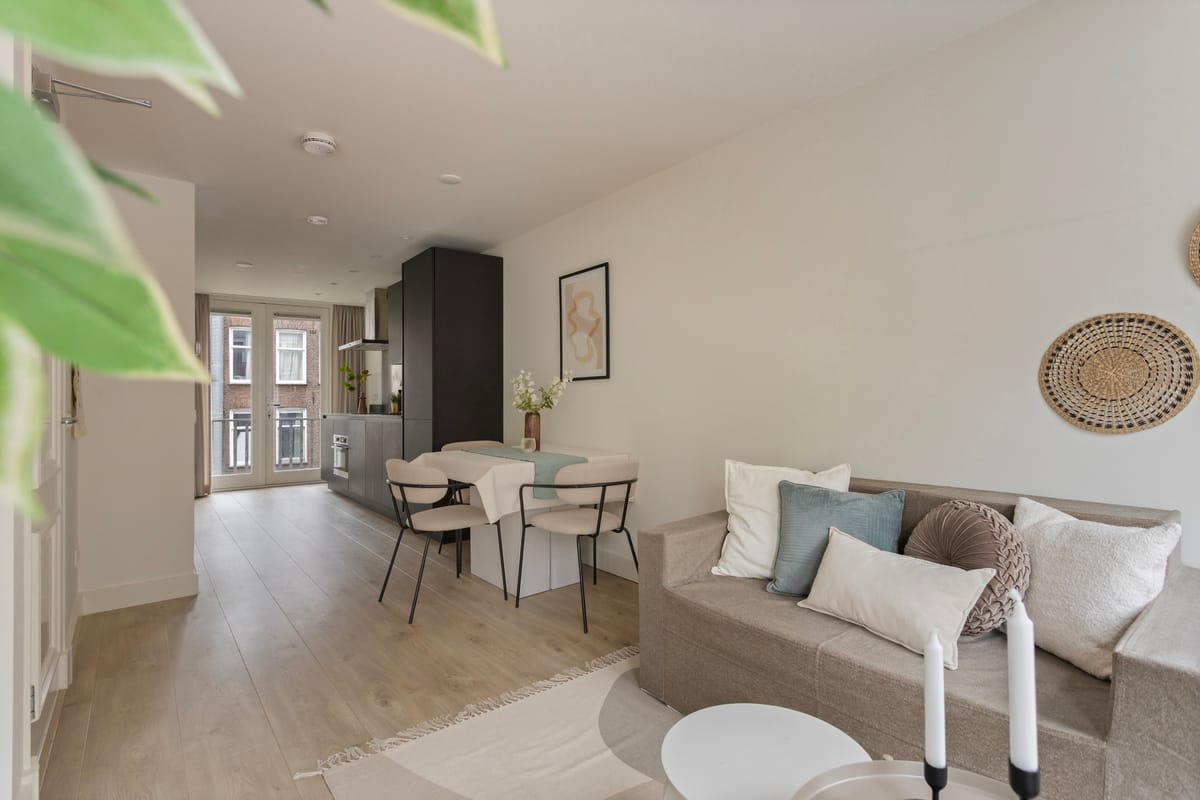 Foto 1 van Albert Cuypstraat 136-2