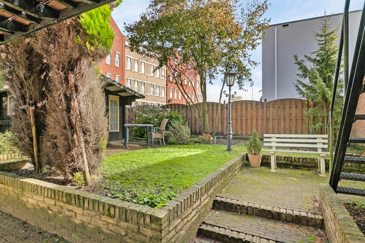 Foto 40 van Westsingel 14