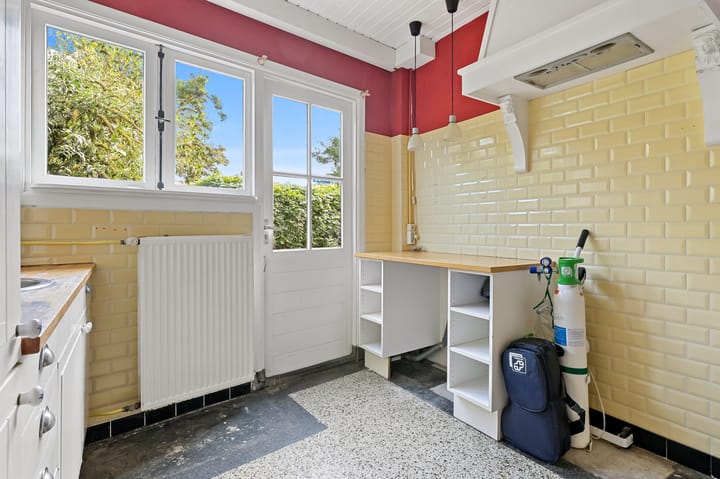 Photo 16 of Bijdorpstraat 28