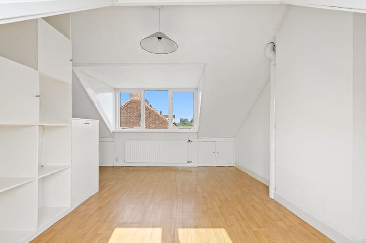 Photo 31 of Bijdorpstraat 28