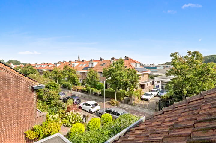 Photo 32 of Bijdorpstraat 28