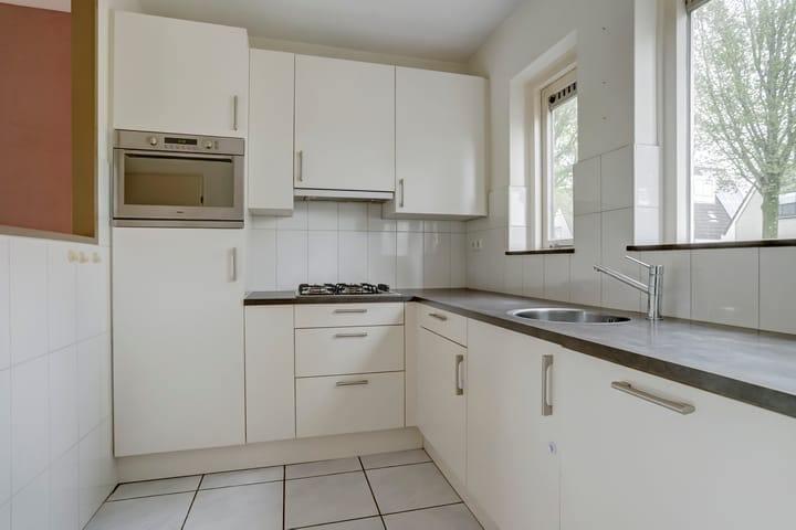 Photo 8 of Rosenburglaan 50