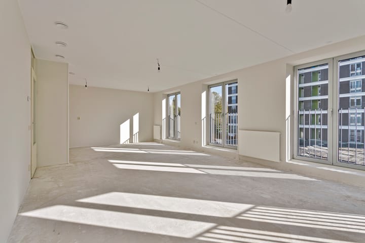 Photo 2 of Wolbrantskerkweg 74-E