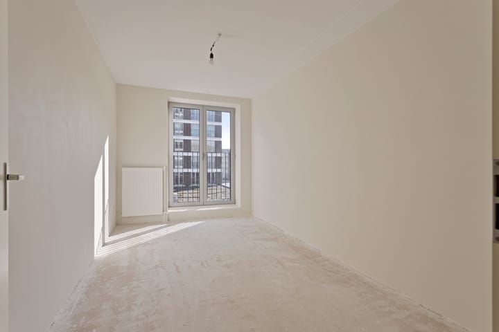 Photo 10 of Wolbrantskerkweg 74-E