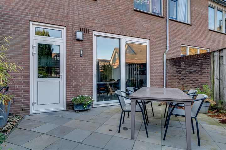 View photo 22 of Anjerstraat 15