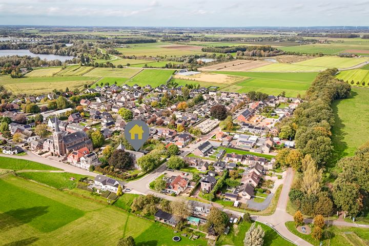 View photo 70 of Maasdijk 16