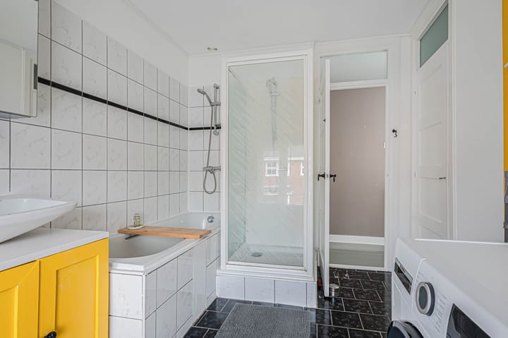 Foto 21 van Waldeck-Pyrmontstraat 3