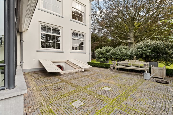 Foto 24 van Lindenplein 1