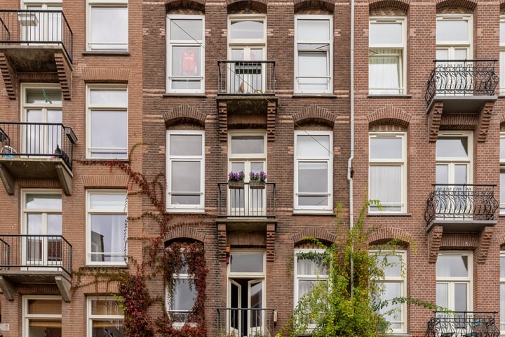 View photo 26 of Van Ostadestraat 195-2