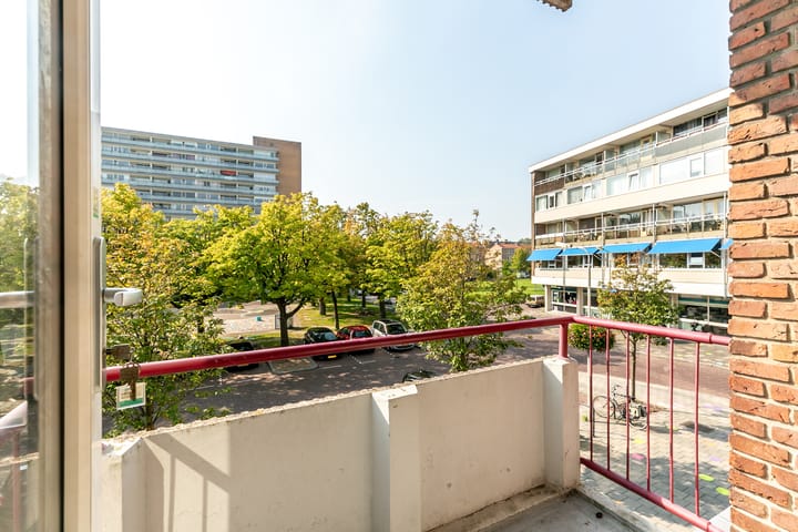 Photo 3 of Van Foreestweg 44