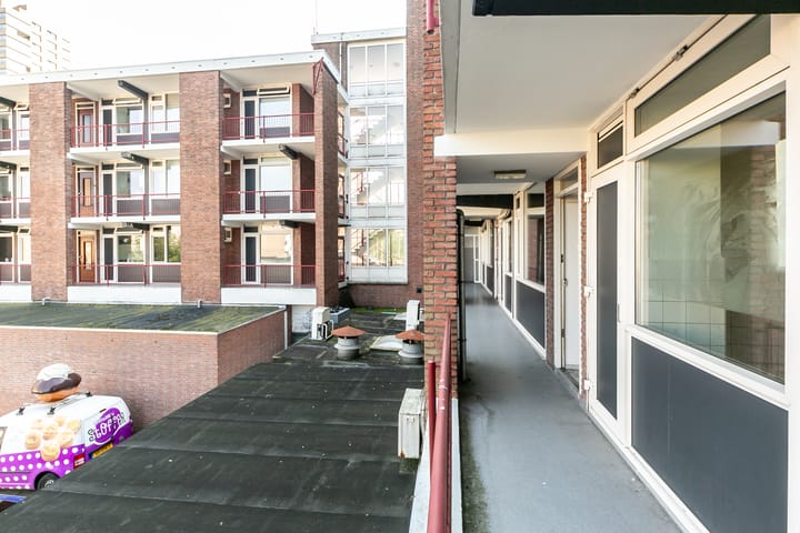 Photo 6 of Van Foreestweg 44