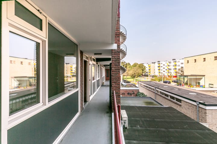 Photo 7 of Van Foreestweg 44